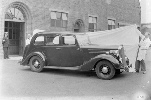 Wolseley 25hp motor show - wolseley,